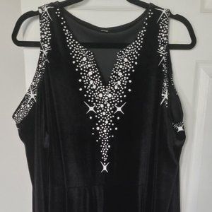 Black velvet/lucra size 18 dress